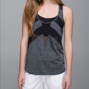 Like new lululemon gray + black tank